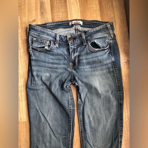 HOLLISTER Low Rise Boot Cut Jean - Picture 6 of 6